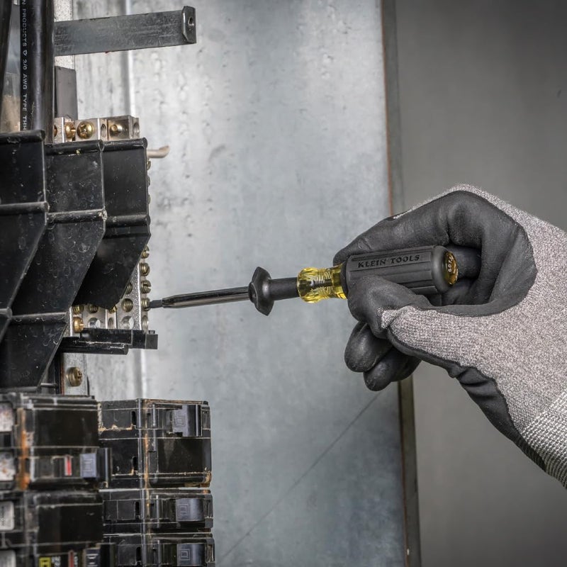 Klein Tools طقم مفكات براغي مشقوقة 85153K، 3/16 بوصة، 1/4 بوصة، رأس مسطح بشفرة مقسومة، عمل قبضة إيجابية، 2 قطعة - Image 2